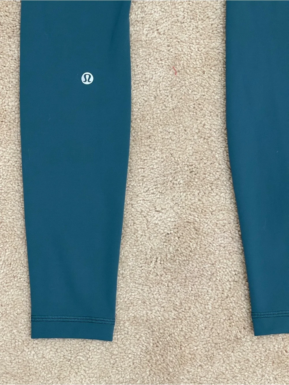 Like NEW Lululemon wunder train high rise tight leggings 28” size 2